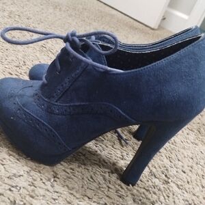 Fioni Oxford Style Boots